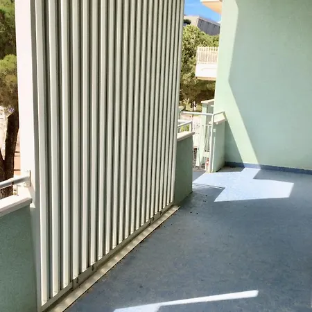 Bruseschi アパート グラード